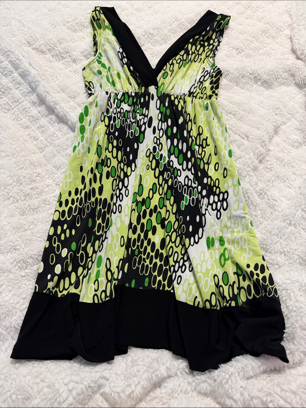 Sleeveless V-Neck Green & Black Printed Women's Dress